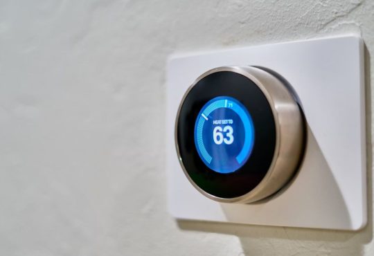 Top 12 Pros and Cons Smart Home Tech to Consider